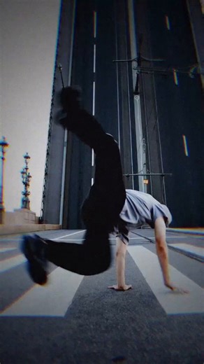 Made with theSauceCode by @thesaucecode_ae https://t.co/wAex7tNUBG#aftereffects #aescripts #thesaucecodeLayered Break DancerAnother exploration in ASCII, pushing the limits of how visuals can be translated and reinterpreted.After roto, delaying the video by a frame, and then repeating, adding on ascii per layer, and thinking how to reveal in a step by step way.Each layer has a %20 saturation increase to create the rainbow effect.Made with theSauceCode now available on aescripts if you want to pl