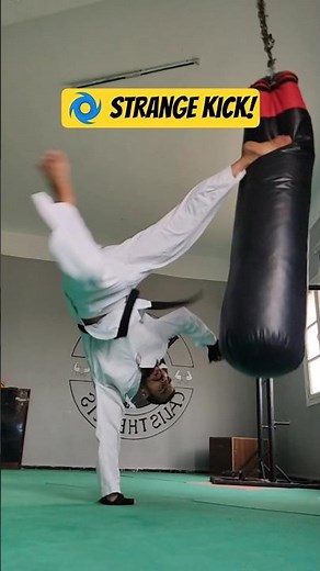 ​4 Ways To Kick! The Last One Is 🤯💥#martialarts #taekwondo #karate #kicks #capoeira #selfdefense