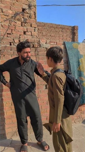 “School Ke Bachon Ki Asliyat 🤣 | Reality of School Kids 😂 #shorts”