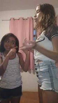 Quando eu e a minha prima fica sozinhas em casa kk