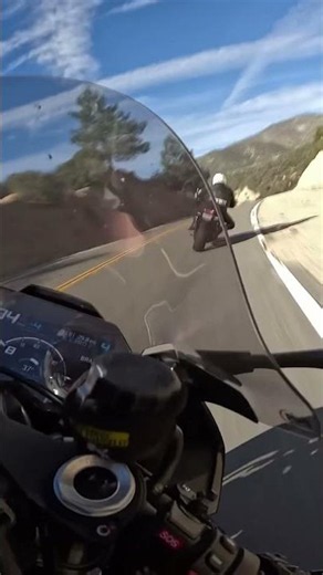 S1000rr vs MT10 #gopro #bmws1000rr