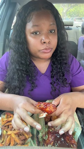 Everything is not a competition. #ceefoodie #wingstop #mukbang #eatwithme #wings #foodporn