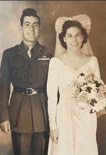 #JOHNBASILONE #LENARIGGI Thought i’d post this one story of many in honour of the 6’821 lives lost 81 years ago around this time during the battle of Iwo Jima which lasted from the 19th February - 26th March. Five weeks and roughly 26,000 - 30,000 U.S casualties were recorded (including the 6,800–7,000 KIA or missing) one of which was Sgt John Basilone who is portrayed here in the video. On top of that, the 18,000–21,000 Japanese deaths and the 216 who were captured. The battle on Iwo Jima becam