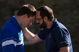 Mark Ruffalo and Channing Tatum wrestle with the truth in 'Foxcatcher'