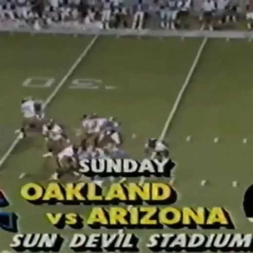 1985-6-8 Oakland Invaders at Arizona Outlaws (Al Williams 22-yard pass from Doug Williams) | On this day in Professional Football History