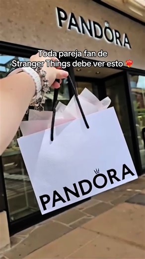 Charms de Stranger Things para Fans en España
