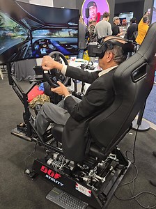 The DOF Reality HERO H4 is a compact 4-axis motion simulator designed for home sim racing and flight simulation. Built on the HERO H3 platform, the H4 adds a real Heave axis, introducing vertical motion that lets you feel road texture, curbs, elevation changes, turbulence and landings. All controls move together as one system: seat, wheel and pedals. This creates clear physical feedback without increasing size or noise, making HERO H4 a balanced solution between H3 and full 6-DOF systems. Compat