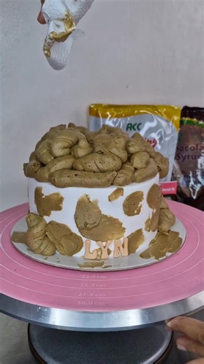 Happy Birthday Lyn! 😝 | Cele-Bake-Tion Cakes