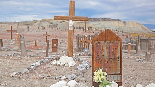 Old Tonopah Cemetery | Historic Cemetery | Tonopah History