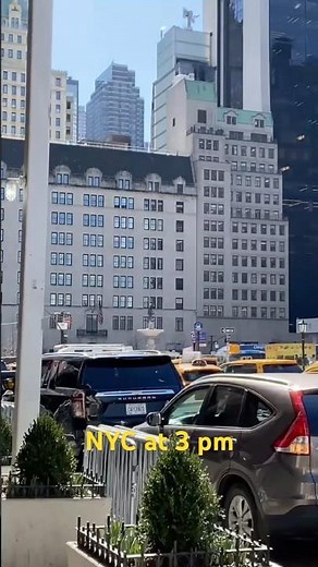 Busy Afternoon on 5th Avenue NYC 🇺🇸 | Midtown Manhattan Street Life | March 18, 2026 #shorts