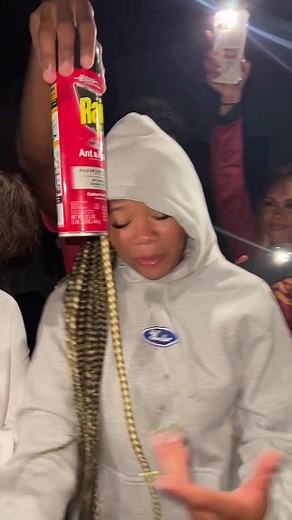 First Day Out - Tee Grizzley Performance and Storm Reid Receipts on the Table