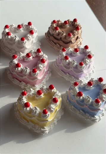 Magnets are here 🫡🥰#fridgemagnets #ceramics #clayart | magnets for fridge