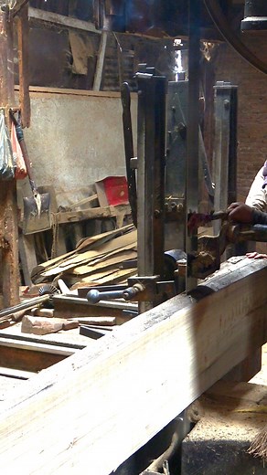 9.9K views · 75 reactions | Dangerous Process #reelsinstagram #reelsfb #logging #hardwood #timber #lumber #woodworking #wood #reelsviral | Sawmill & Woodworking | Facebook