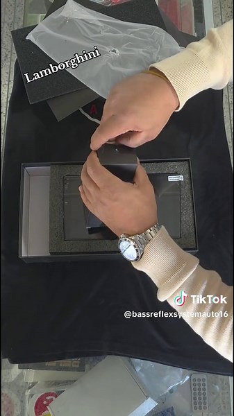 #creatorsearchinsights installation Android marque lamborghini avec caméra de recul sur skoda spacebak #cars #foru #pourtoii #france