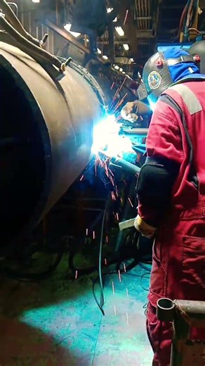 ช่างเชื่อมออโต้เมติก welder automatic pipe line. #welding #welder #auto #offshore