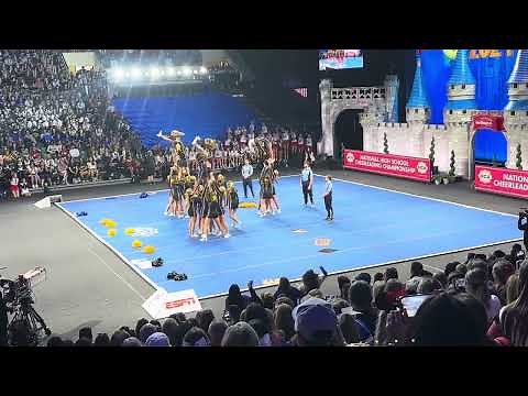 Live Oak High School Cheerleading (2024 NHSCC Traditional Routine - Finals)