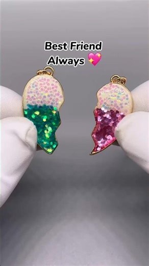 Link in Bio!😘 Lovely Gift for Best Friends this Christmas. #bff #gift #bestfriend #christmasgifts