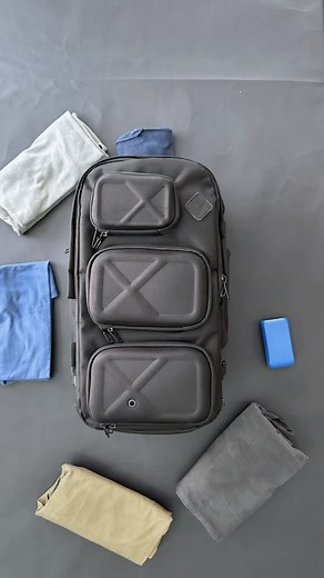 #islandersbackpacksavvy #backpack #veriatravel | Veria Travel