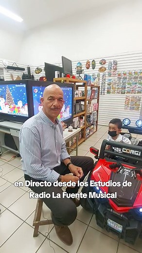 Agradable visita recibimos esta mañana en Radio La Fuente Musical | La Fuente Musical