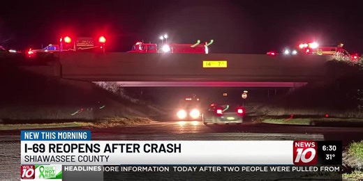 Crash shuts down I-69 near Perry for hours Sunday night