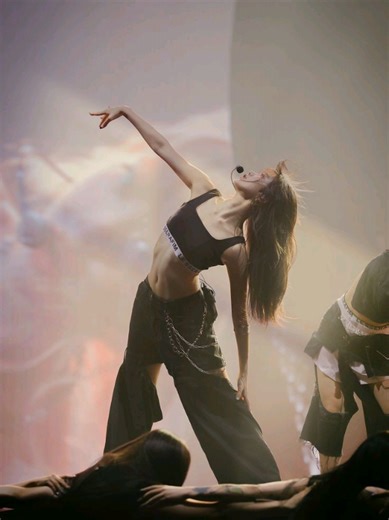 #fyyyyyyyyyyyyyyyy #foryou #kpopfyp #gnarly #vaiprofycaramba espeto que gostem não sei se ficou bom mas dei meu melhor