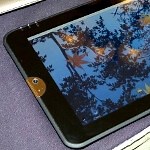 Toshiba shows again its 10" Honeycomb tablet with a removable battery and swappable back covers