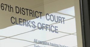 Appeals court allows lawsuit over Genesee County court closures