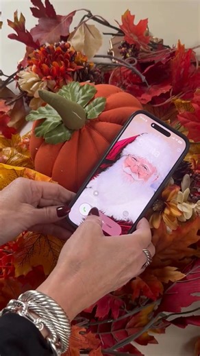 🎅✨ Santa’s calling… and he’s almost here! Get ready for the magic — Santa arrives tomorrow at 11AM!🎁🎄 Don’t miss your chance to meet him and capture the moment. 📸 Book your photos now! https://whereissanta.pulse.ly/shn5sttozj | Dulles Town Center