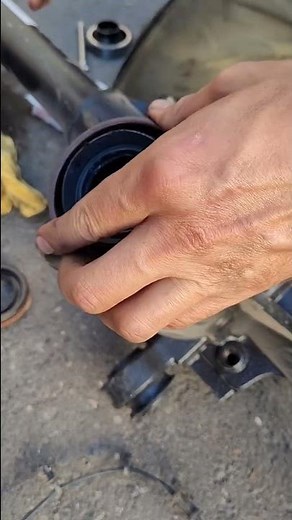 Differential pinion outer bearing and seal installation