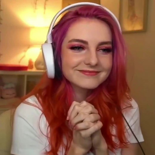 Comfort Person | LizzieDwyer Minecraft Edit