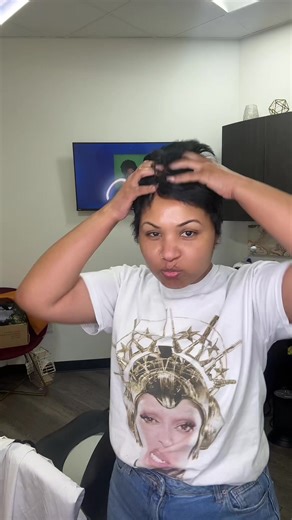 Essential Haircut Tips for Perfect Pixie Styles