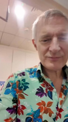 Shirt hack by me @jeremyvineon5 | The Jeremy Vine