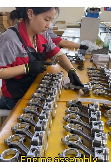 Piston Assembly and Installation in Engine Manufacturing