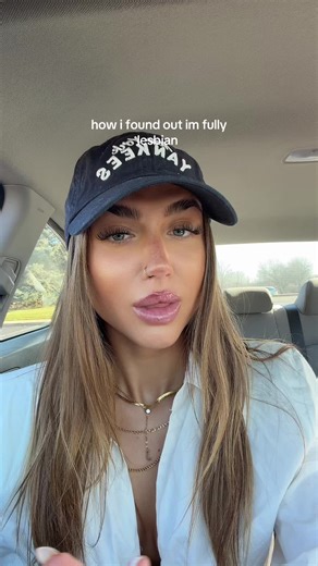 My Journey to Discovering I'm Fully Lesbian