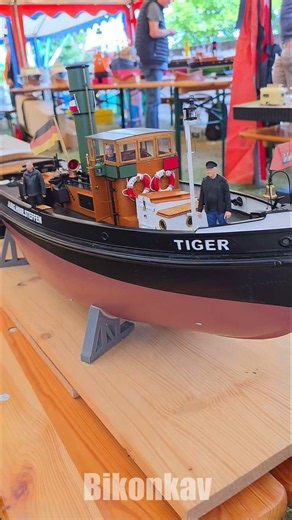 ⚓ Insane Detail on this Custom RC Steam Tugboat! 🚢