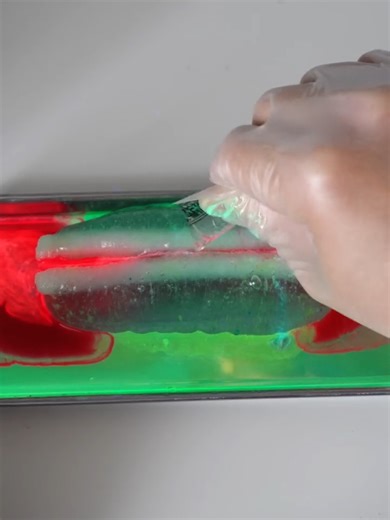 光る冷えピタを作って食べてみた