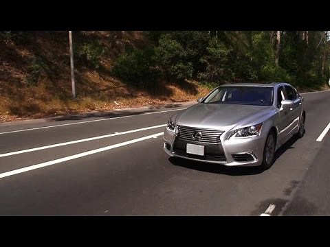 Car Tech - 2015 Lexus LS 460 L
