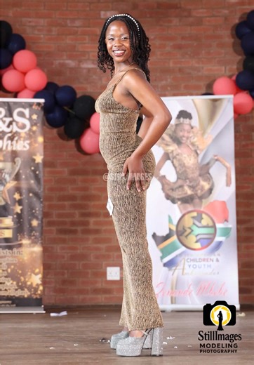 Stunning Evening Wear Inspiration and Ideas