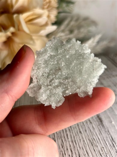 Mini Green Apophyllite Crystal Crust | Natural Sparkling Apophyllite Cluster | Heart Chakra Healing Stone | Raw Mineral Specimen Decor - Etsy