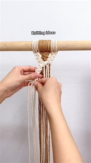 25K views · 371 reactions | Macrame design #macrame #macrameart #macrametutorial #macramedecor #macramelove #macramedesign #diy #homedecor #home #diycrafts #diyhomedecor #diyprojects #diydecor | knitting ideas | Facebook