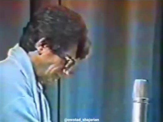 Ostad Shajarian Kurdish Fans on Instagram‎: ". سر به آزادگی از خَلق برآرم چون سَرو گر دهد دست که دامن ز جهان دَرچینم #شجریان #ژێرنوسی_کوردی #شجریان_بشنویم #ژێرنوسی_کوردی #حافظ"‎