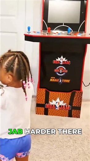 Dad Teaching His Daughters to Box Like a Pro #boxing #fatherdaughter #selfdefense