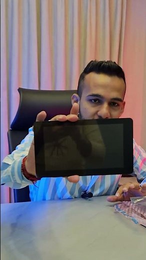 Raspberry Pi Official 7 Inch Display - Unboxing, Setup 🔥