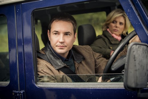 Silent Witness - In a Lonely Place: Part 1 (S17E05) (2014) | ČSFD.cz