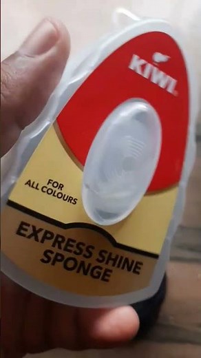 Kiwi Express Shoe Polish Sponge, Polish your shoes at home