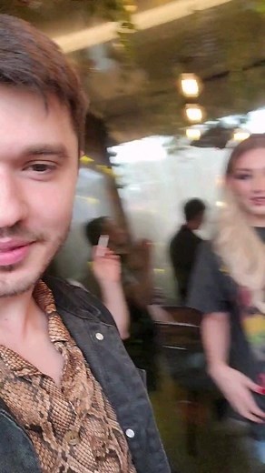 4.2K views · 135 reactions | Glamo story: Behind the scenes la sesiunile noastre foto si video, punem pasiune in ceea ce facem si ne simtim bine de fiecare data. P.S. Multumim fetelor ca sunteti alaturi de noi de fiecare data 殺殺 #glamo #glamogirls #glamoshop #rochii #rochiideseara #designer #newcollection #instagood #instastyle #instafashion #moda #romaniangirl #romanianbrand | Glamoshop | Facebook