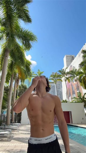 Hey | Evan Vander