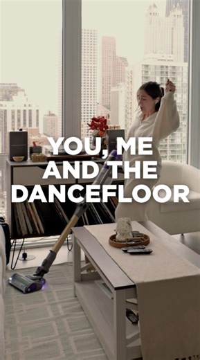 The Shark Cordless PowerDetect Clean & Empty System’s got all the moves 💃 Capture more dirt, dust, and debris in both forward and reverse strokes, eliminating the issue of pushing debris around on the backstroke. | Shark Clean Australia