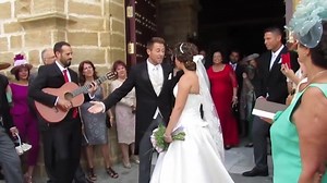 Novio sorprende a la novia delante de todos los invitados | Flamenco flm