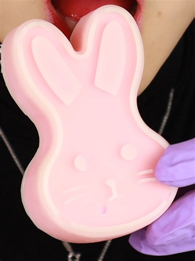 Frozen Wax Candy ASMR: Irresistible Mukbang Experience